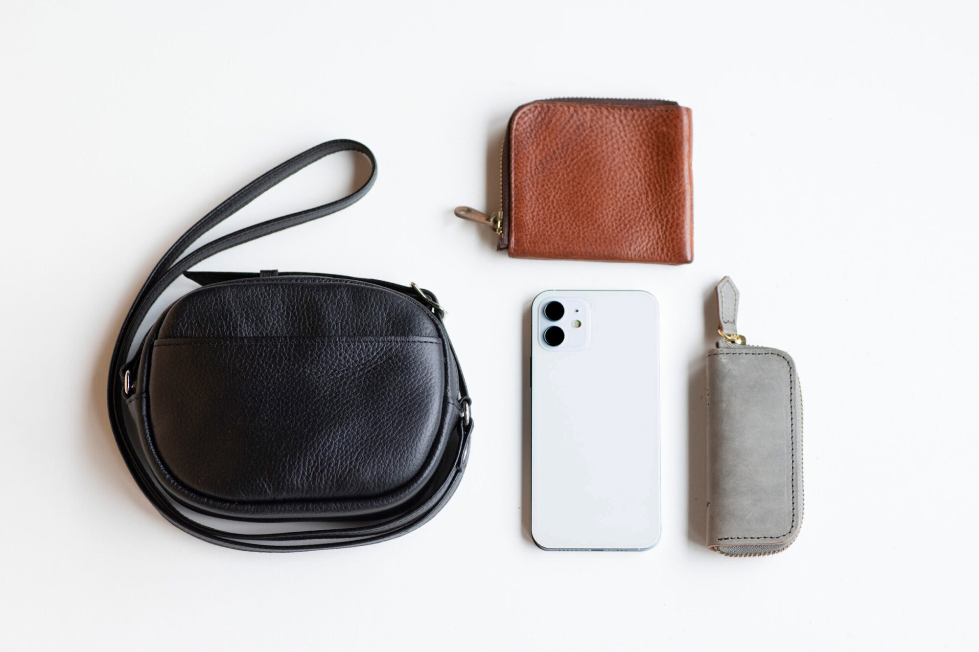 丸型ショルダーバッグ (マットシュリンクレザー)-img8